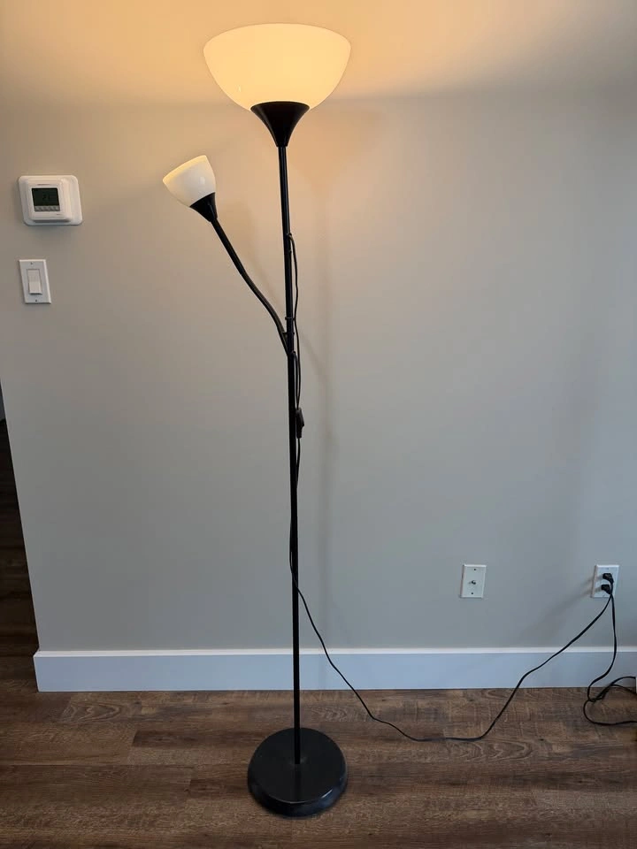 Floor lamp for sale - photo 3