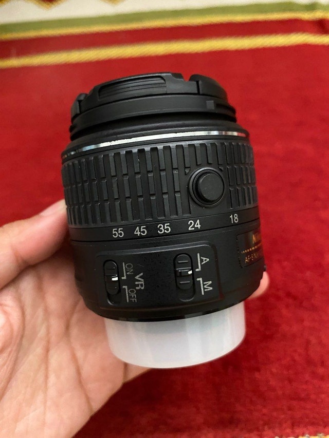 Nikon AF-S DX 18-55mm f/3.5-5.6G VR II Kit Lens - photo 4