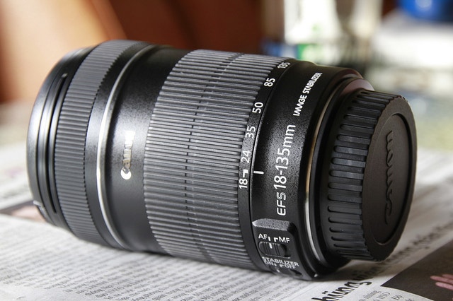 Like New Canon EF-S 18-135mm f/3.5-5.6 IS STM Lens