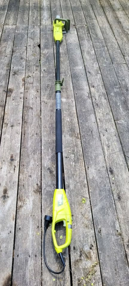 Sun Joe Electric Convertible Pole Chain Saw 10-inch 8.0 Amp - photo 3