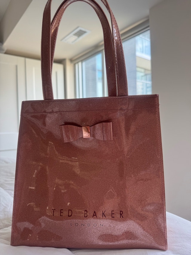 TED BAKER Purse Rose Pink Bow Sparkle Patent Leather