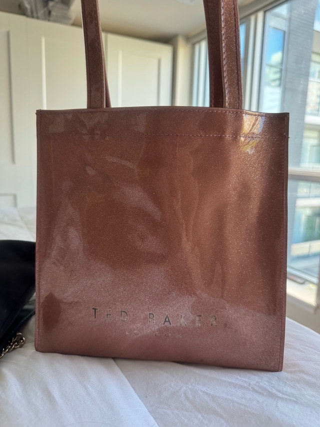 TED BAKER Purse Rose Pink Bow Sparkle Patent Leather - photo 4