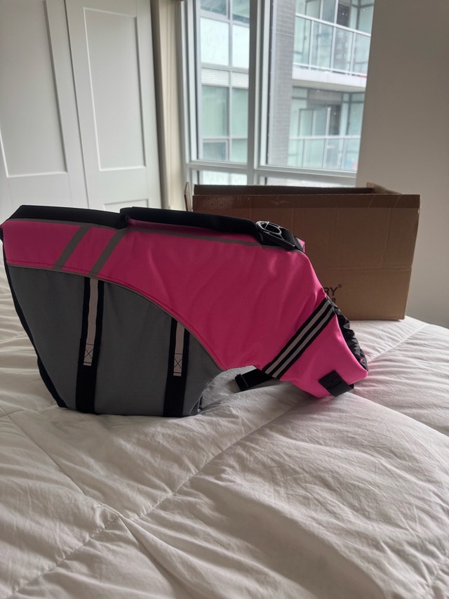 Brand New Size L Dog Life Jacket - photo 3