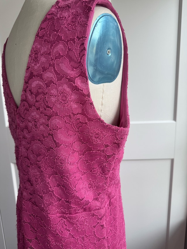 LE CHÂTEAU Rose Lace Dress Size XXL New - photo 4