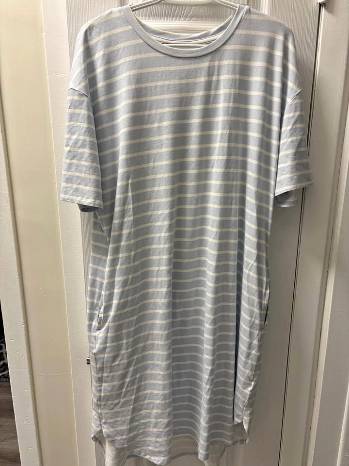 XL Ladies Stripped Dress with Pockets