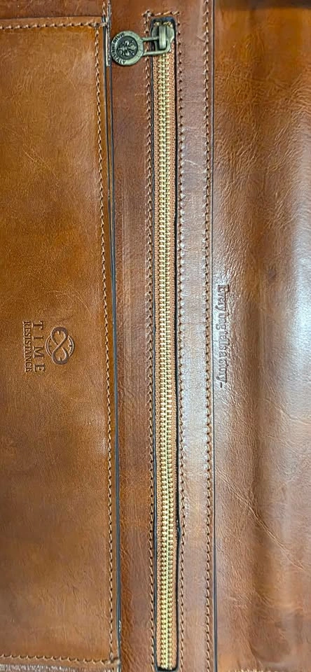 Briefcase - Time Resistance - The Magus - photo 4
