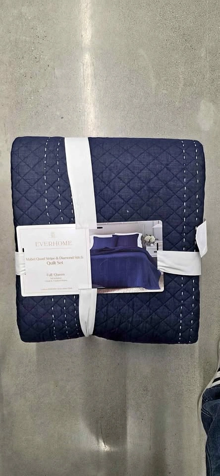 Everhome Queen Quilt Set