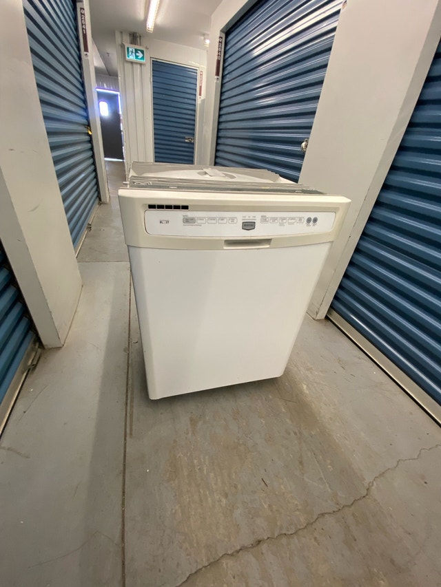 WHITE MAYTAG DISHWASHER - photo 2