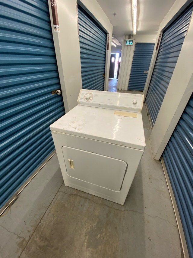 WHITE ELECTRIC DRYER - photo 2