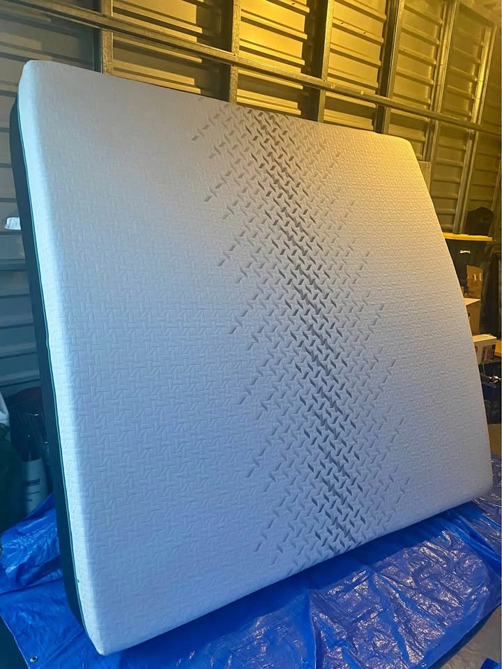 Nectar Premier Hybrid King Mattress, Like New