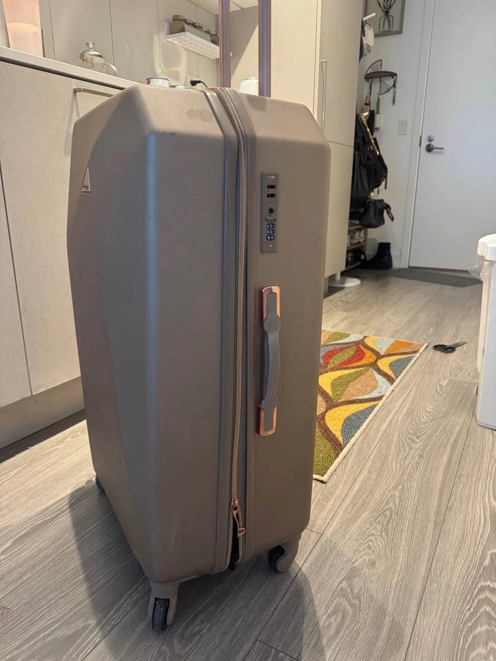 Rose Gold Hardside Luggage - photo 2