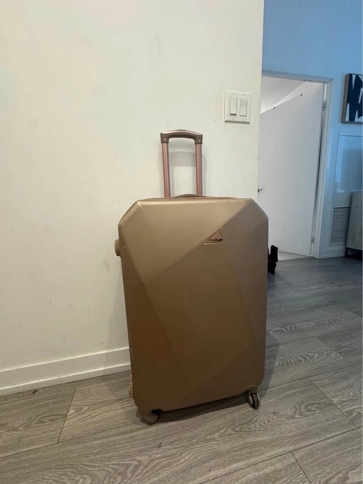Rose Gold Hardside Luggage - photo 4