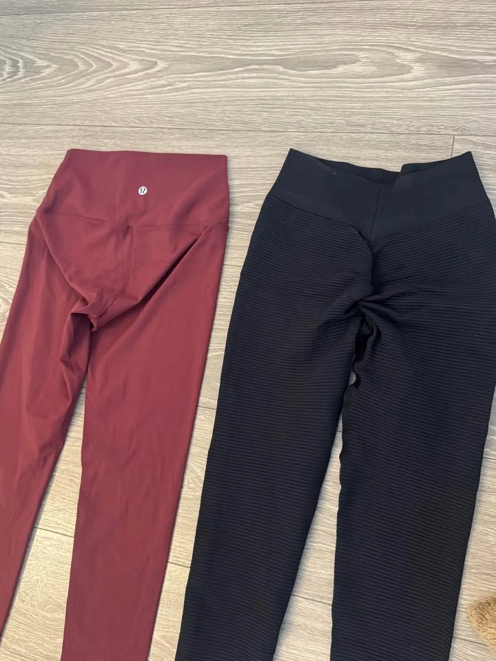 Lululemon & Black Scrunch Leggings (2 Pairs) - photo 3