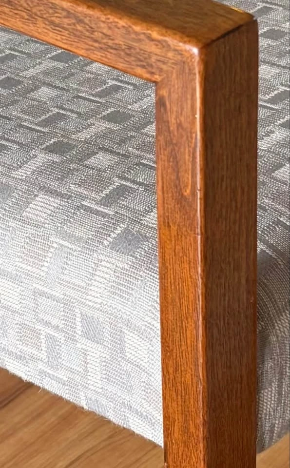 Mid-Century Modern Teak Armchair Accent Decor. Nice condition. - photo 4