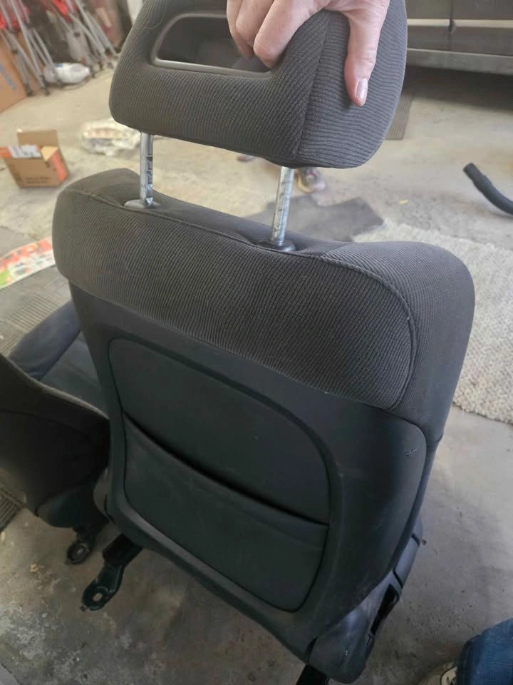 2007 Acura CSX Front Seats - Driver & Passenger Pair - photo 3