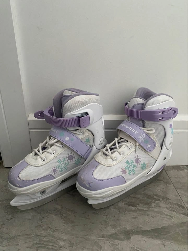 Girl skates (Fits kids 12, 13, 1, & 2) - photo 3