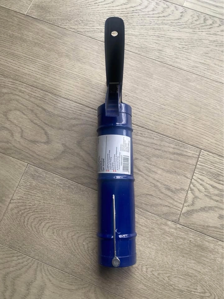 Smooth Rod Caulking Gun - photo 3