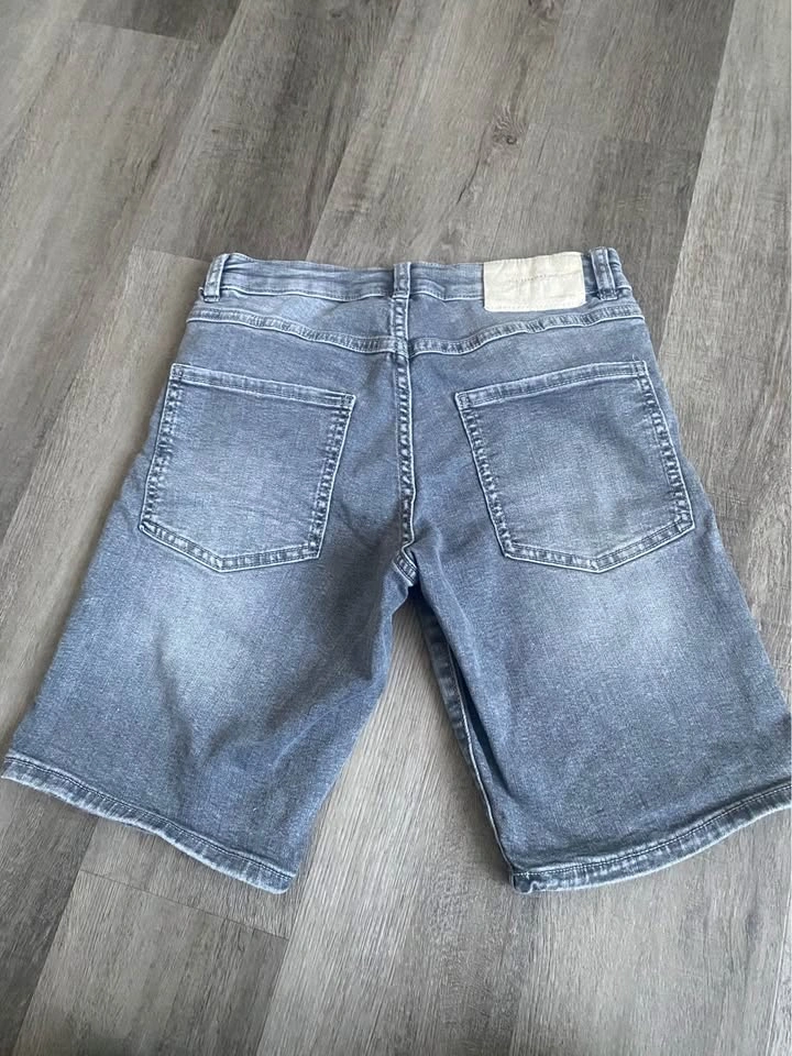 Zara Boys Gray Denim Carpenter Shorts Size 11-12 - photo 2
