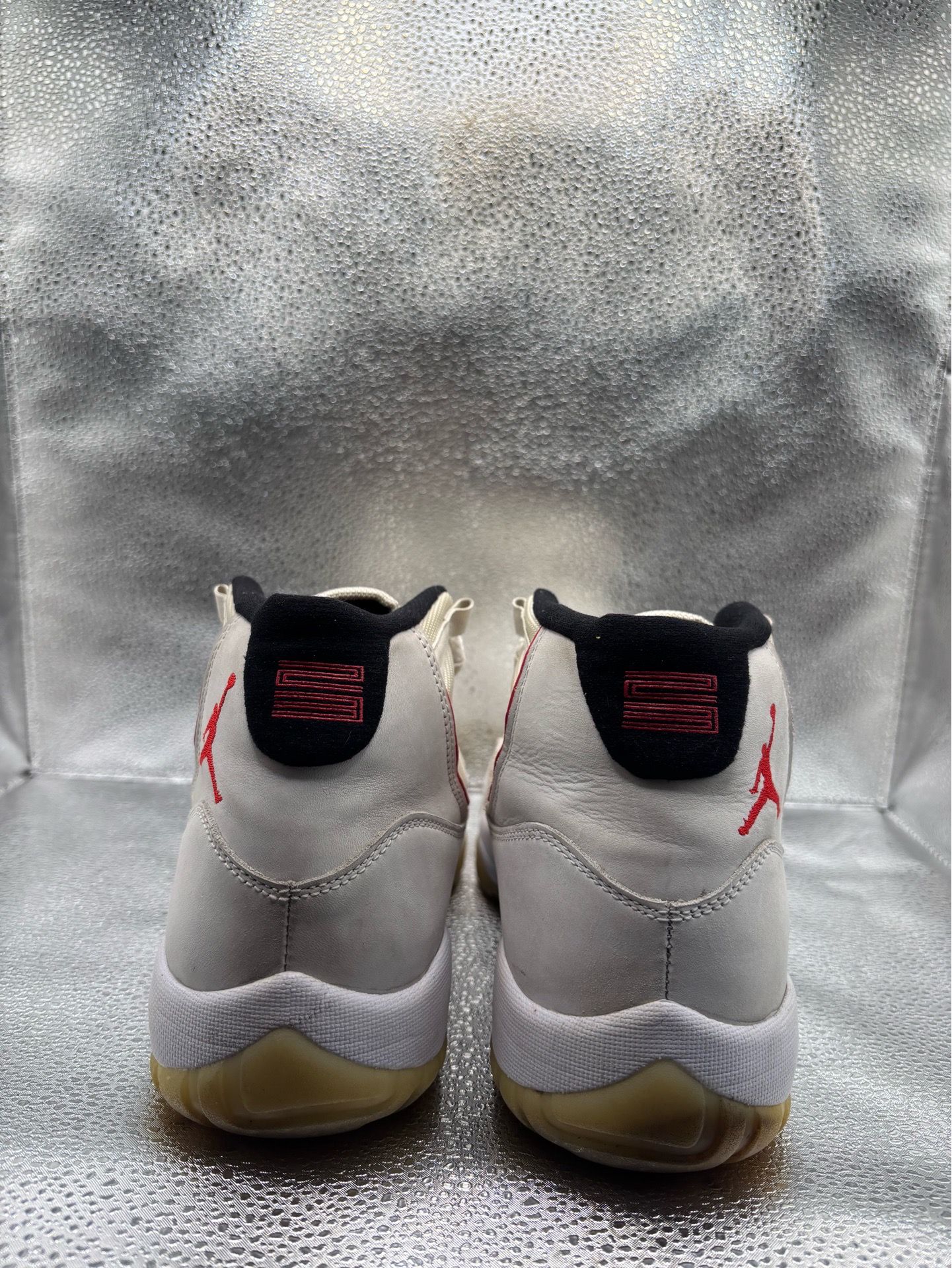 Air Jordan 11 Platinum Tint - photo 4
