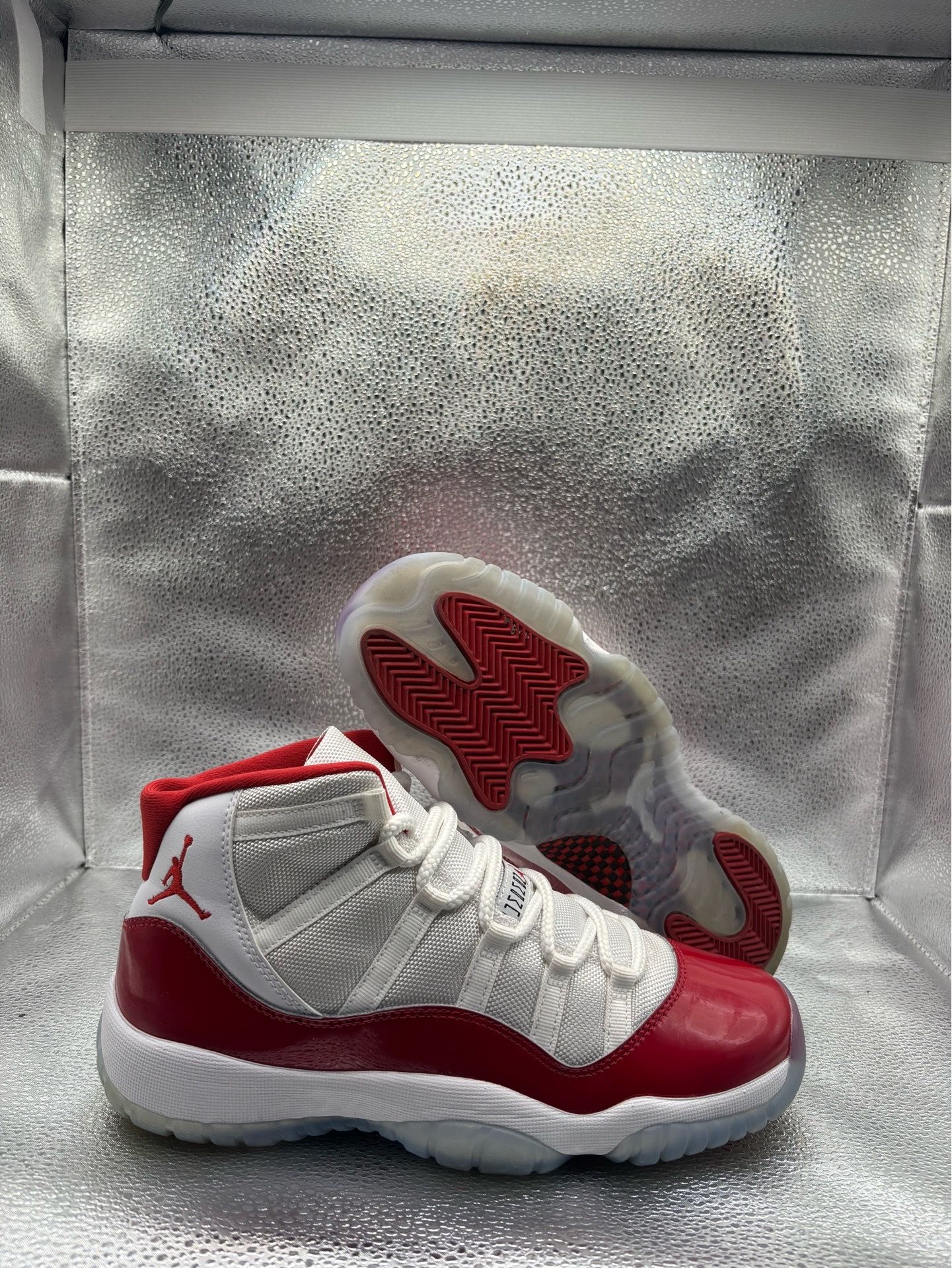 Air Jordan 11 Cherry GS