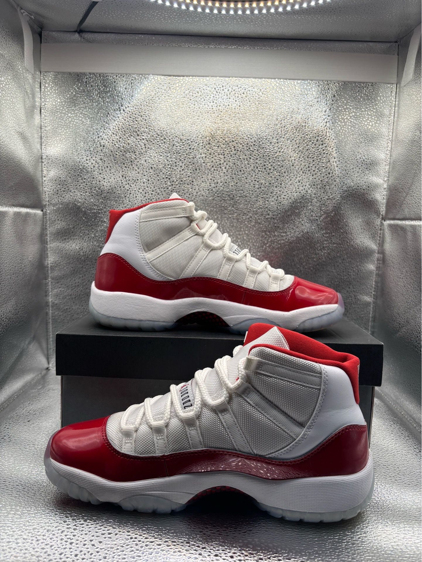 Air Jordan 11 Cherry GS - photo 5