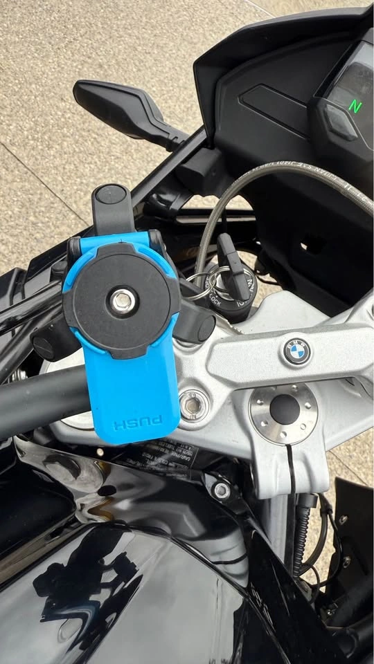 2022 BMW G 310 - photo 4