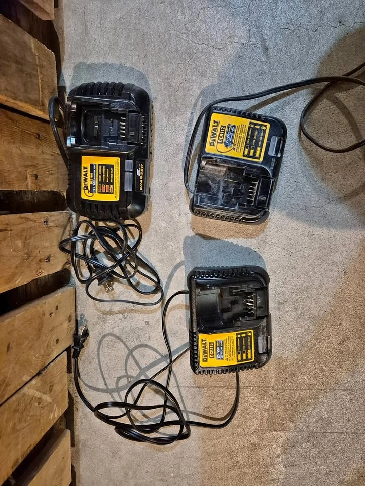 FULL TOOL SET – DEWALT + Accessories