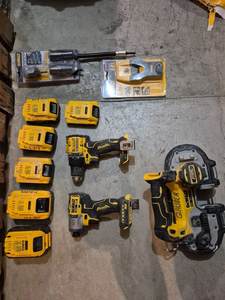 FULL TOOL SET – DEWALT + Accessories - photo 2
