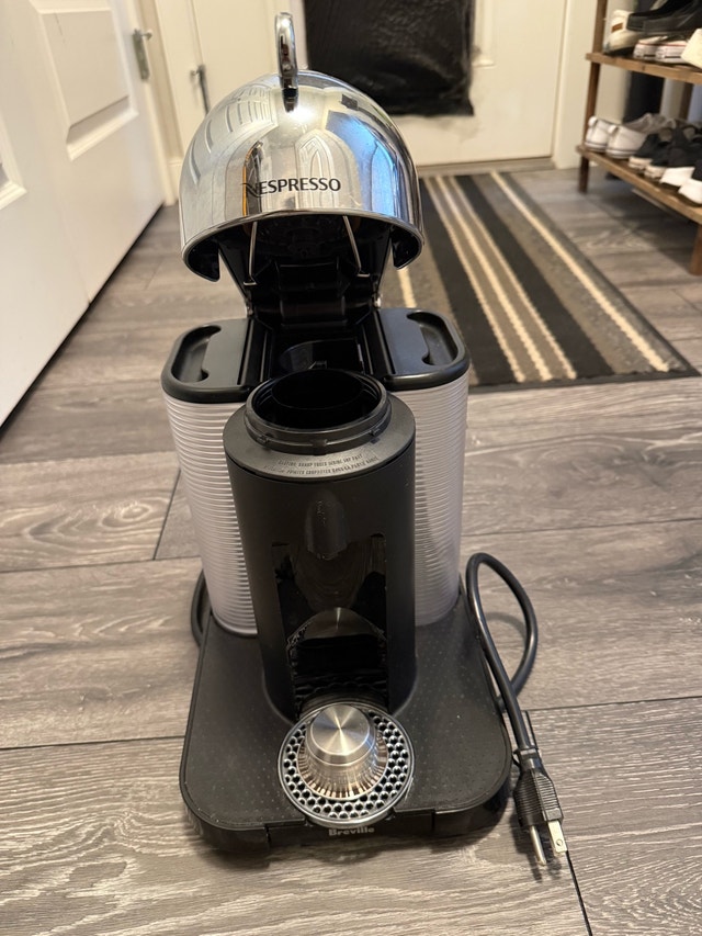 Nespresso Machine - photo 2