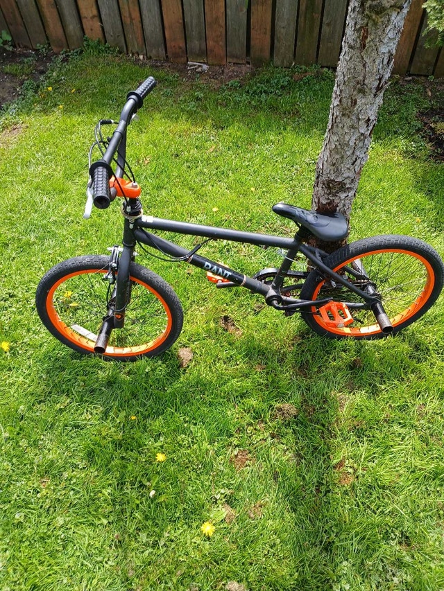 Huffy BMX Bike 20" Wheels w/ Pegs & Gyro - photo 2