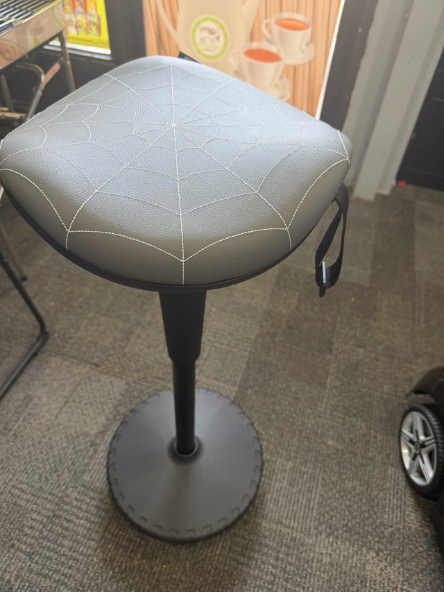Grey Spiderweb Stool - photo 2
