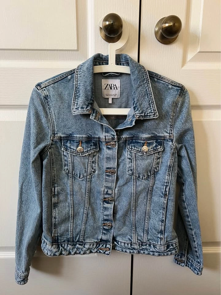 3 Jackets: Tommy Hilfiger (2 Small), Zara Denim (Medium) - photo 2