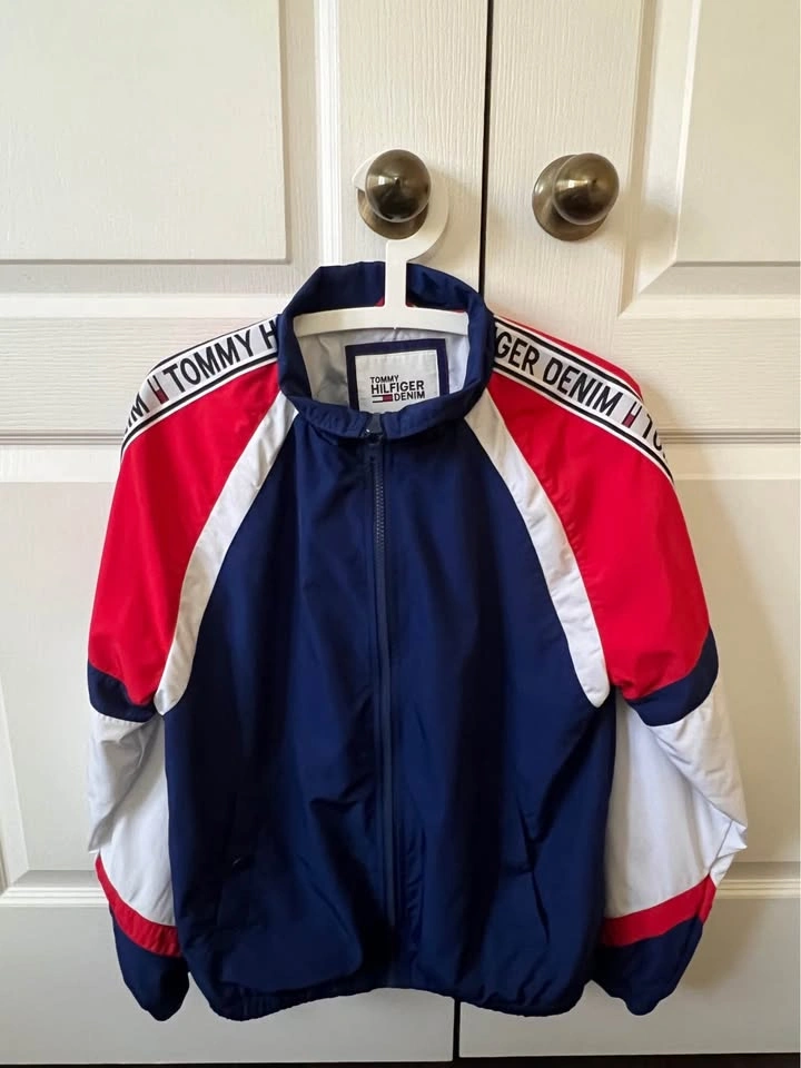 3 Jackets: Tommy Hilfiger (2 Small), Zara Denim (Medium) - photo 5