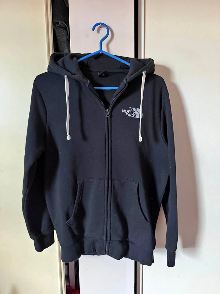 The North Face Black Full-Zip Hoodie M