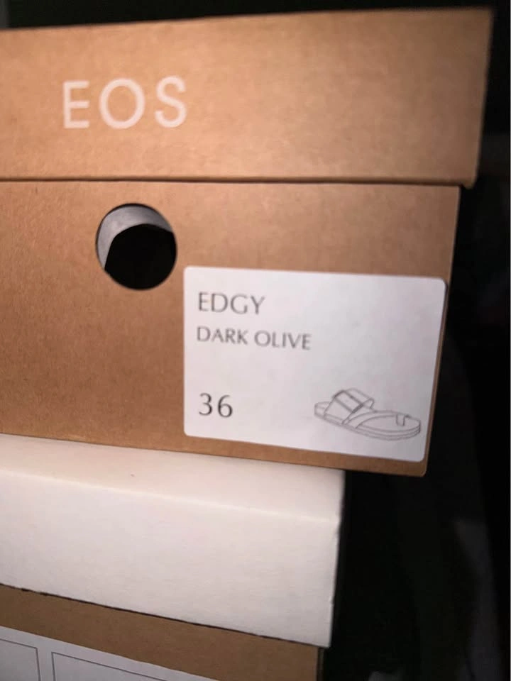 EOS Melbourne Edgy Sandals Size 36 - photo 3