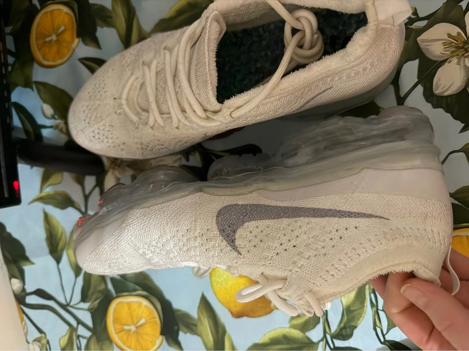 Nike VaporMax Womens - photo 2