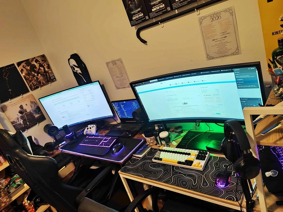 GAMING SET UP NEED GONE ASAP
