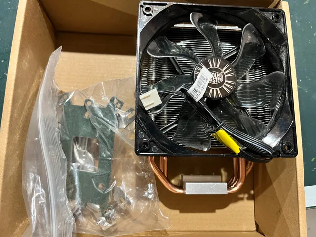Cooler Master Hyper 212 & Enermax ets-t50 CPU Coolers thumbnail