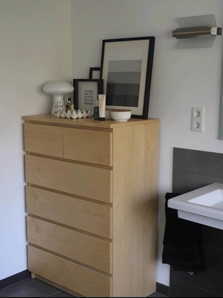 Like New IKEA Malm 6 Dressers