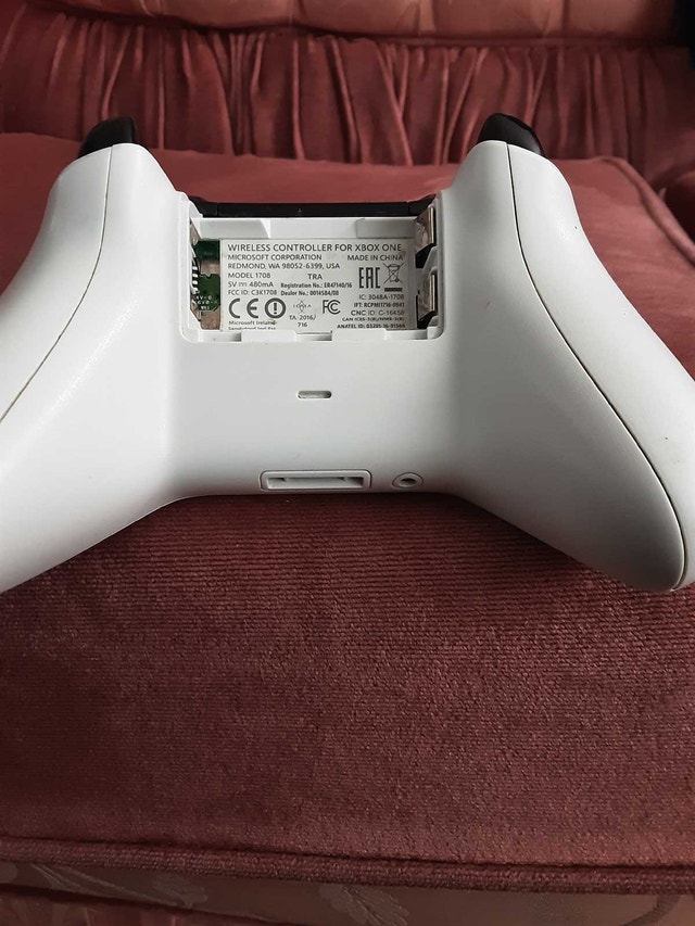 Xbox One Controller - photo 2