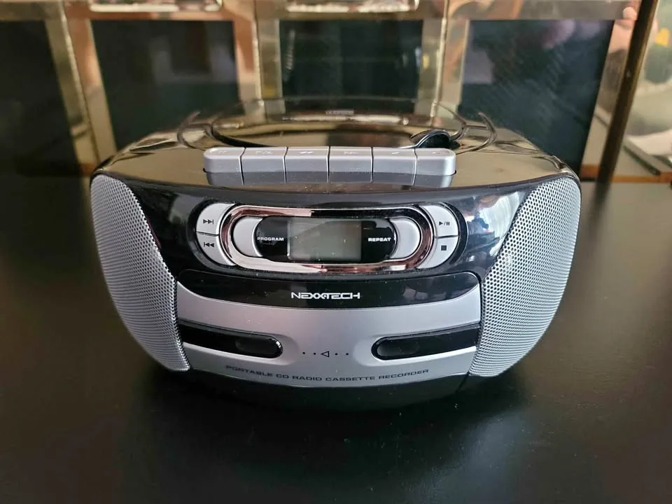 MUST GO BY 8/31! Nexxtech Boombox thumbnail