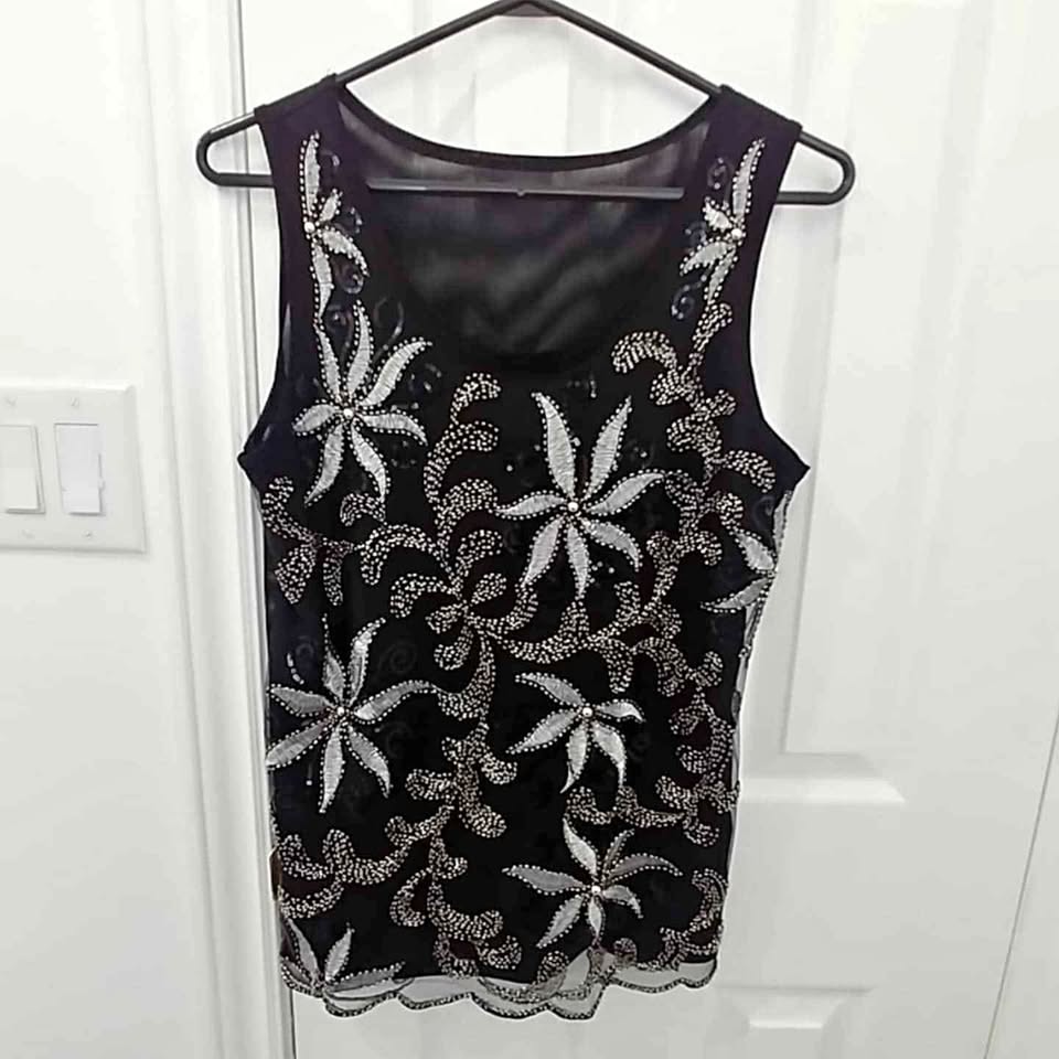 Women Clothes L/XL ($5 & Up)