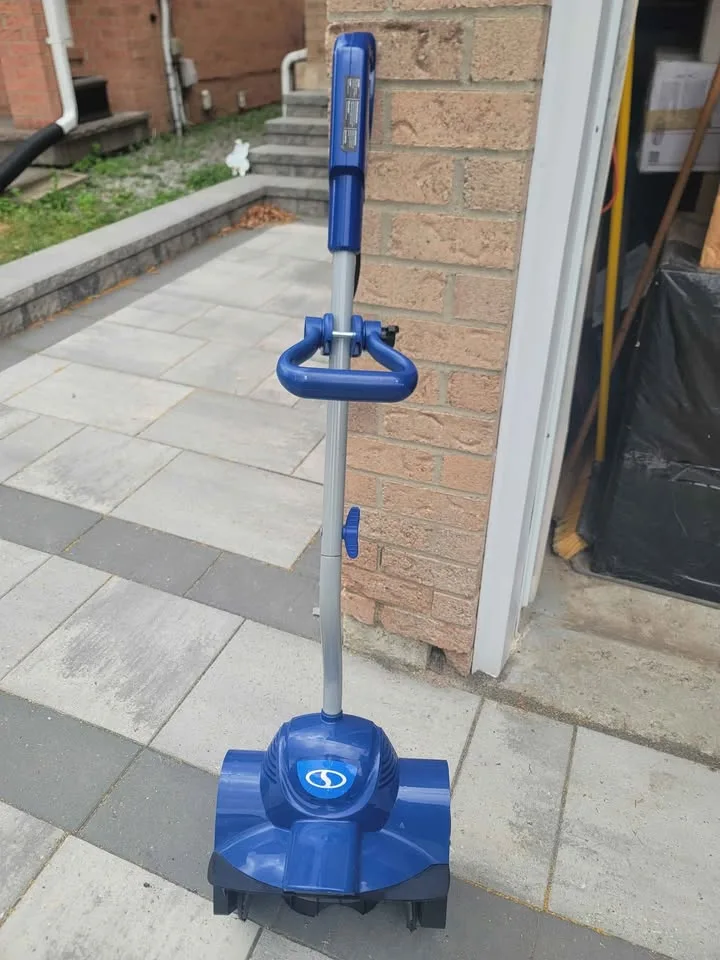 11" Snow Blower by Snow Joe image indicator(2)