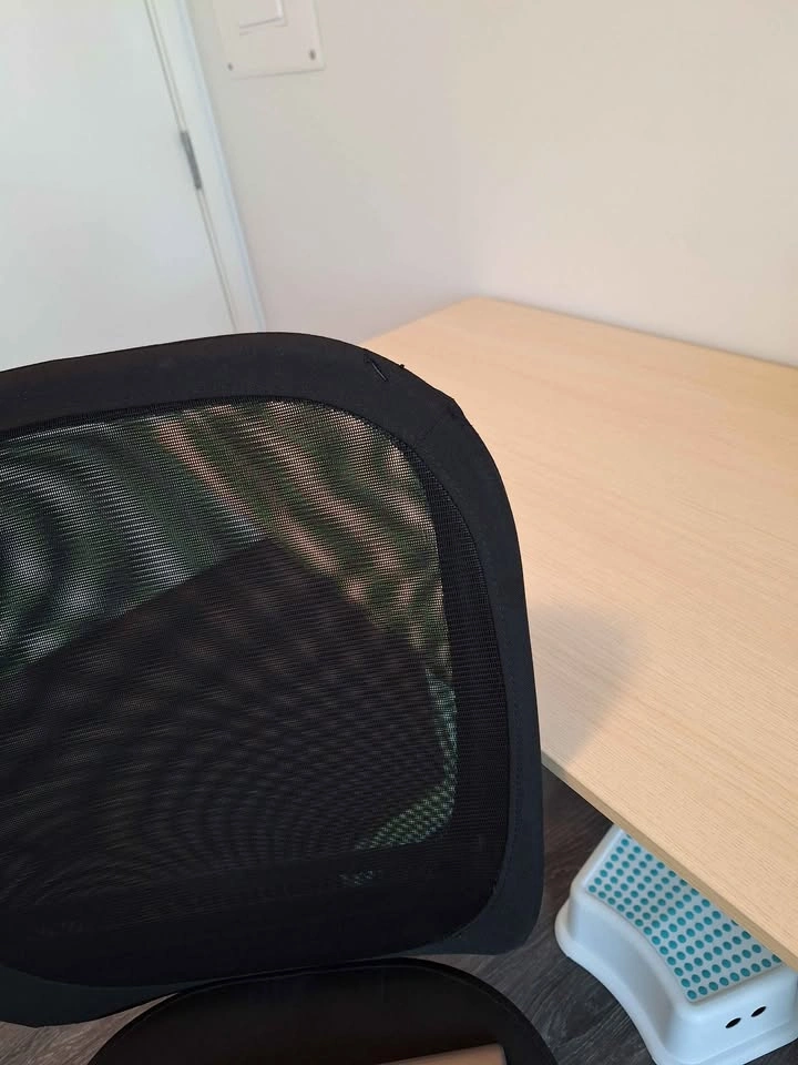 Adjustable desk with office chair (moving out sale) - photo 2