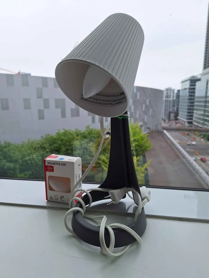 Lamp with an extra light bulb - photo 2