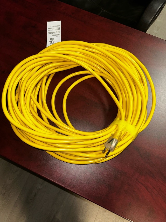 100ft 12AWG Outdoor Extension Cord - photo 2