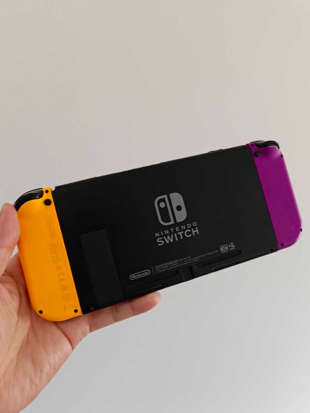 Nintendo Switch (1st generation) - photo 3