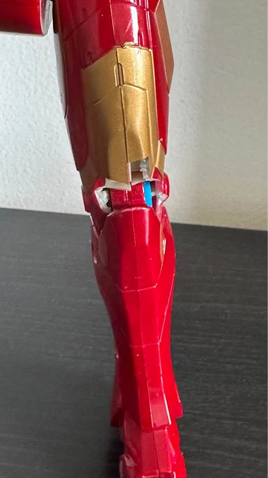 Marvel Iron Man Electronic Figure Working Lights & Sounds - photo 3