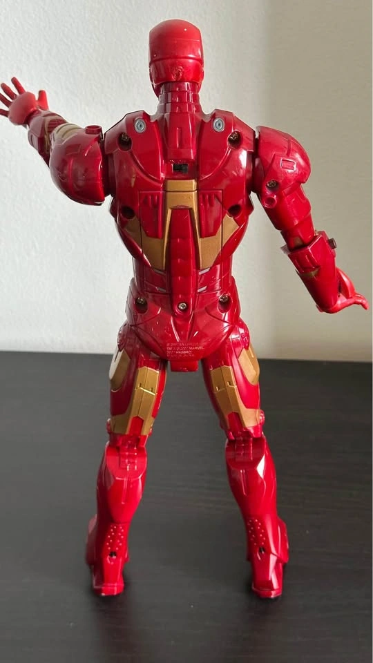 Marvel Iron Man Electronic Figure Working Lights & Sounds - photo 4