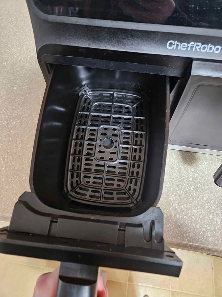 Chef Robot Dual Basket Touch Screen Air Fryer - photo 2